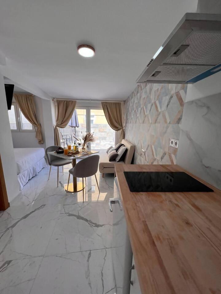 Urban Estudio Elegante Con Terraza Alicante Exteriör bild