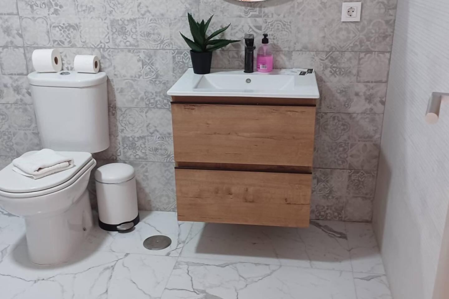 Urban Estudio Elegante Con Terraza Alicante Exteriör bild